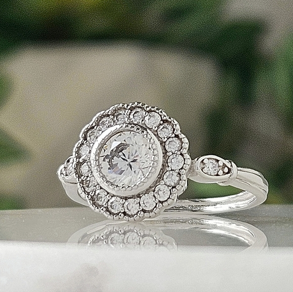 Round vintage inspired ring, 925 Sterling Silver Charmed Aroma - Picture 2 of 5